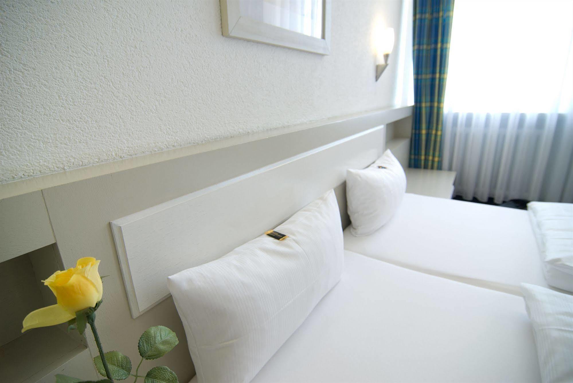 Hotel Kempf Dirmstein Ngoại thất bức ảnh